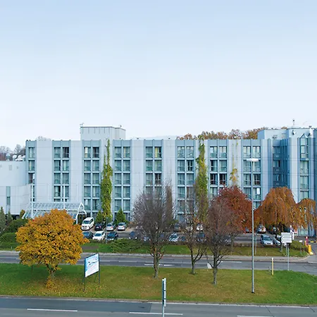 Leonardo Hannover Airport Лангенхаген