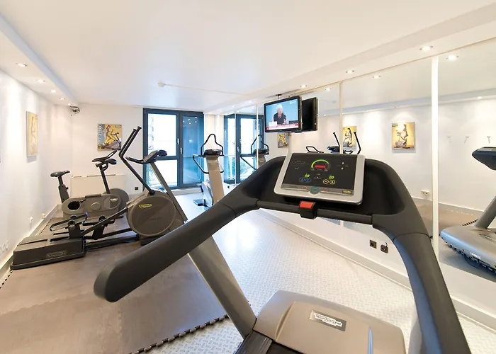 Leonardo Hannover Airport Отель 4*