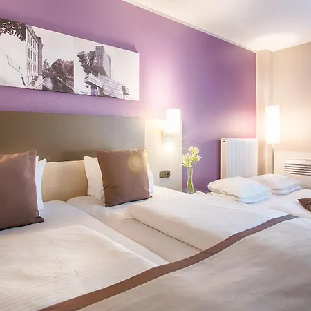 Leonardo Hannover Airport 4*