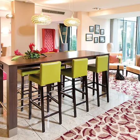 Leonardo Hannover Airport Hotel 4*