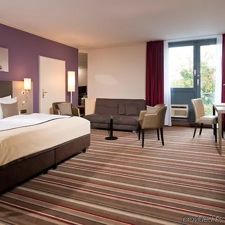 Hotel Leonardo Hannover Airport 4*