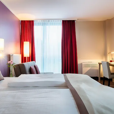 Leonardo Hannover Airport 4*