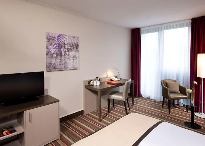 Leonardo Hannover Airport Hotel 4*