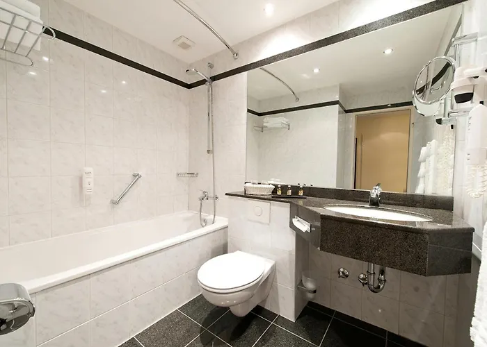 汉诺威机场莱昂纳多酒店