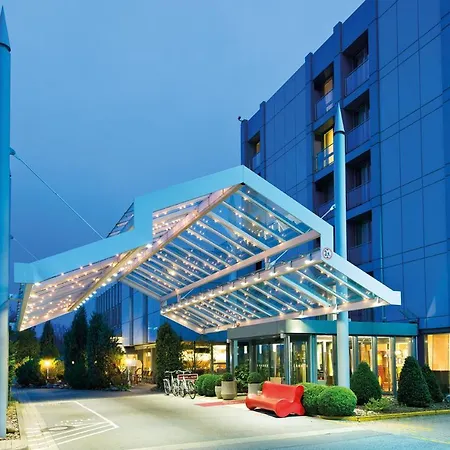 Leonardo Hannover Airport 4*